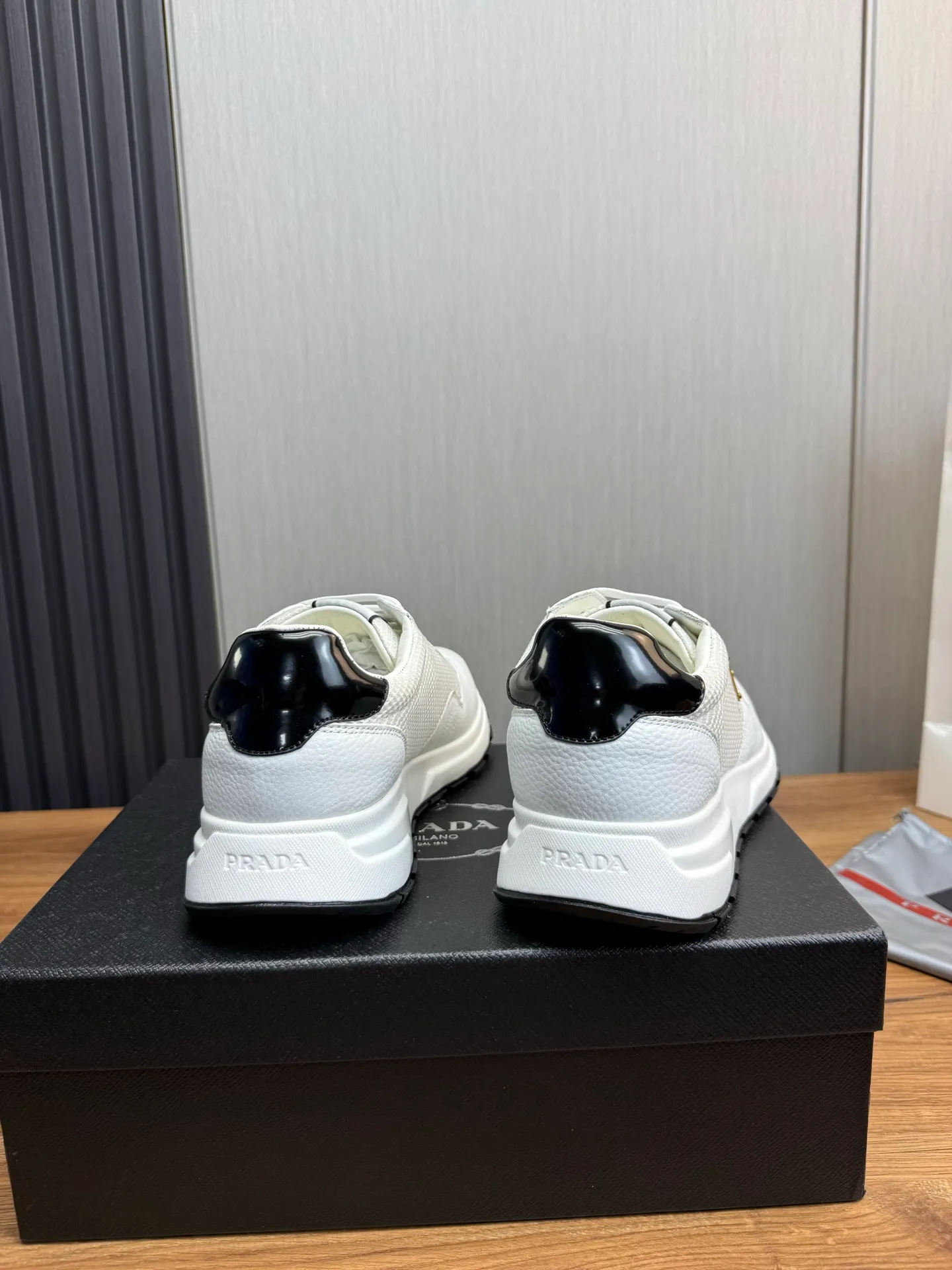 Men's shoes 💰780💰 [PRADA] Men's shoes are popular in the counter, official website synchronization, 1 high-quality shipment ✔️Original cowhide stitching breathable mesh + cowhide lining, 1🆚1 replica, original original bottom, 38-45 (38.45 custom-made, non-refundable)